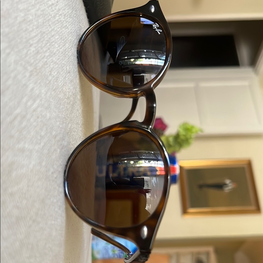 Ray-Ban Tortoise Shell Sunglasses style RB 2180